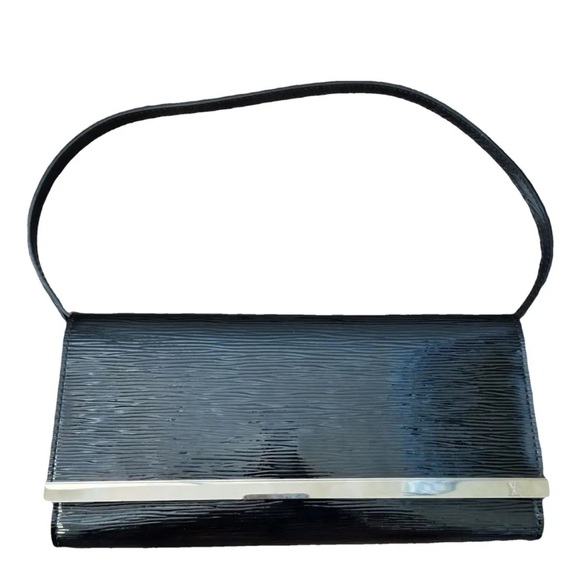 Louis Vitton clutch black patent epi leather in excellent condition - Picture 1 of 10